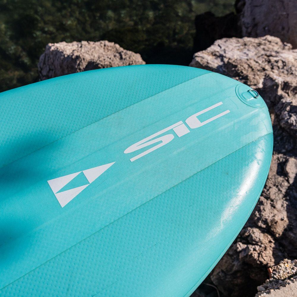 paddleboard-sic-maui-tao-air zadni strana logo